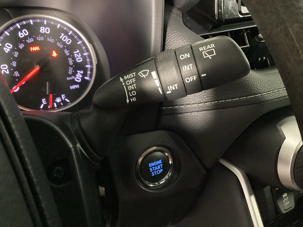 Used 2022 Toyota RAV4 XLE AWD/4WD image 21