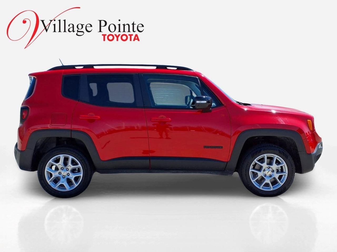 Used 2023 Jeep Renegade Latitude AWD/4WD image 8