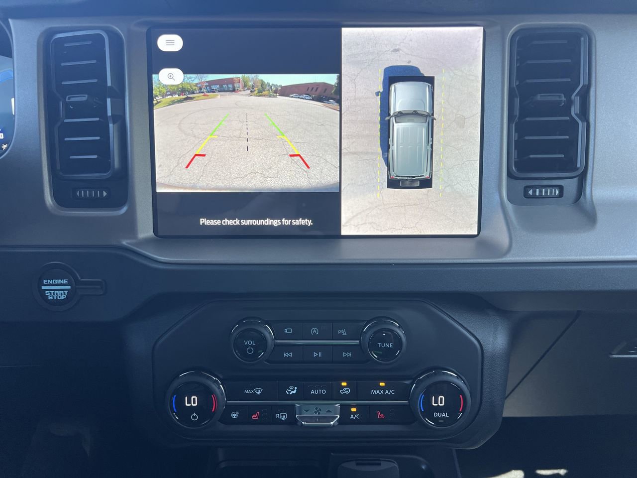 New 2026 Ford Bronco Outer Banks AWD/4WD image 4