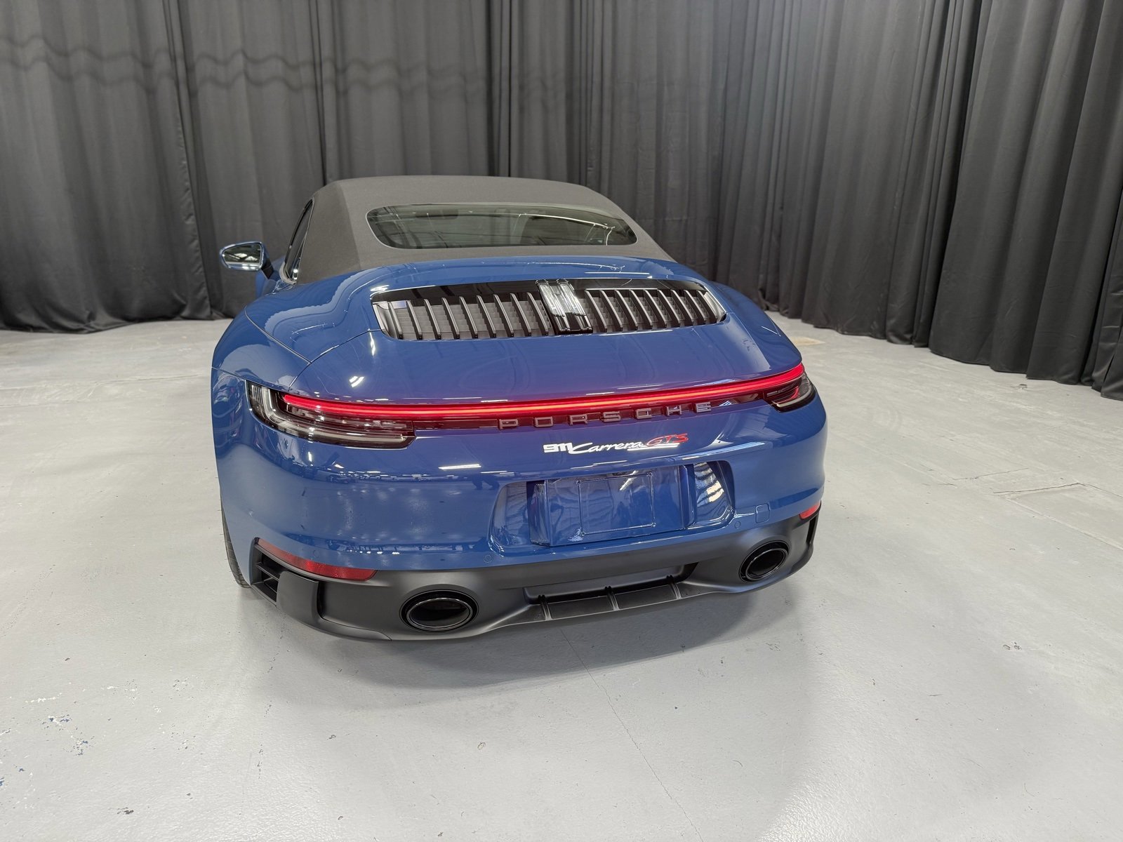 Certified 2023 Porsche 911 Carrera GTS image 10