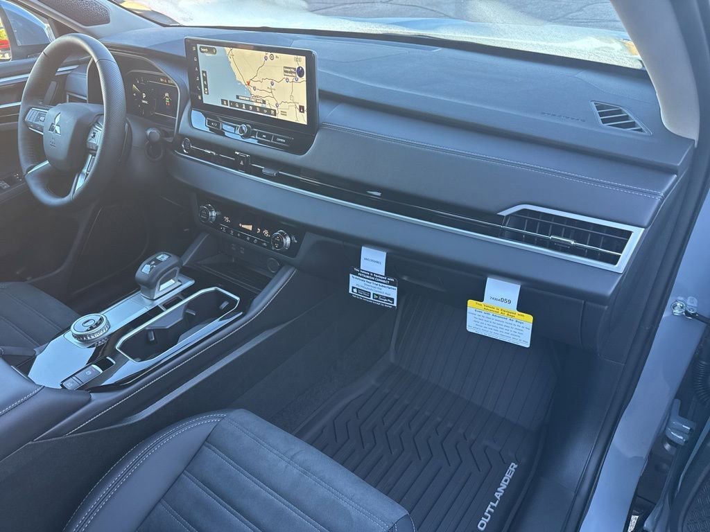 New 2026 Mitsubishi Outlander SE image 21