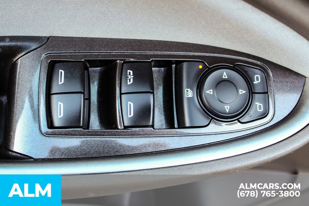 Used 2024 Chevrolet Malibu LT FWD image 38