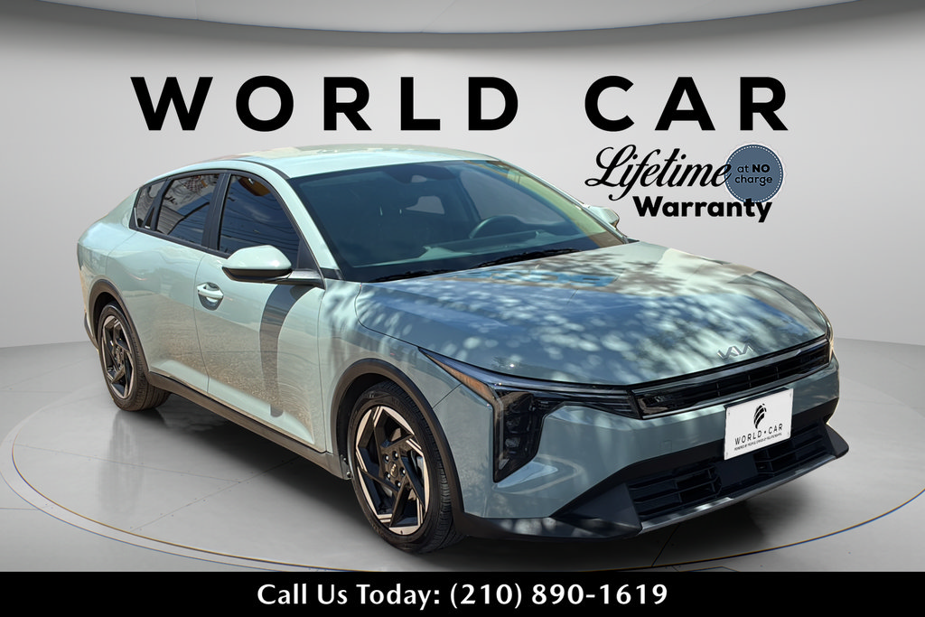 Used 2025 Kia K4 EX FWD image 2