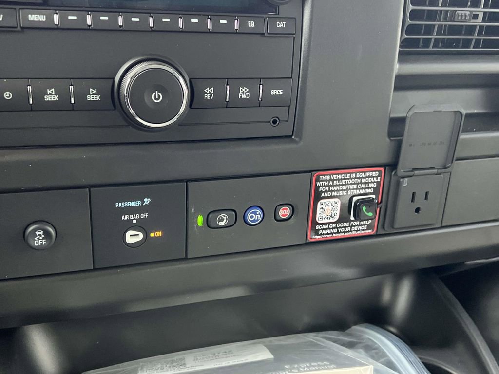 New 2025 Chevrolet Express 2500 Work Van w/ Driver Convenience Package image 20