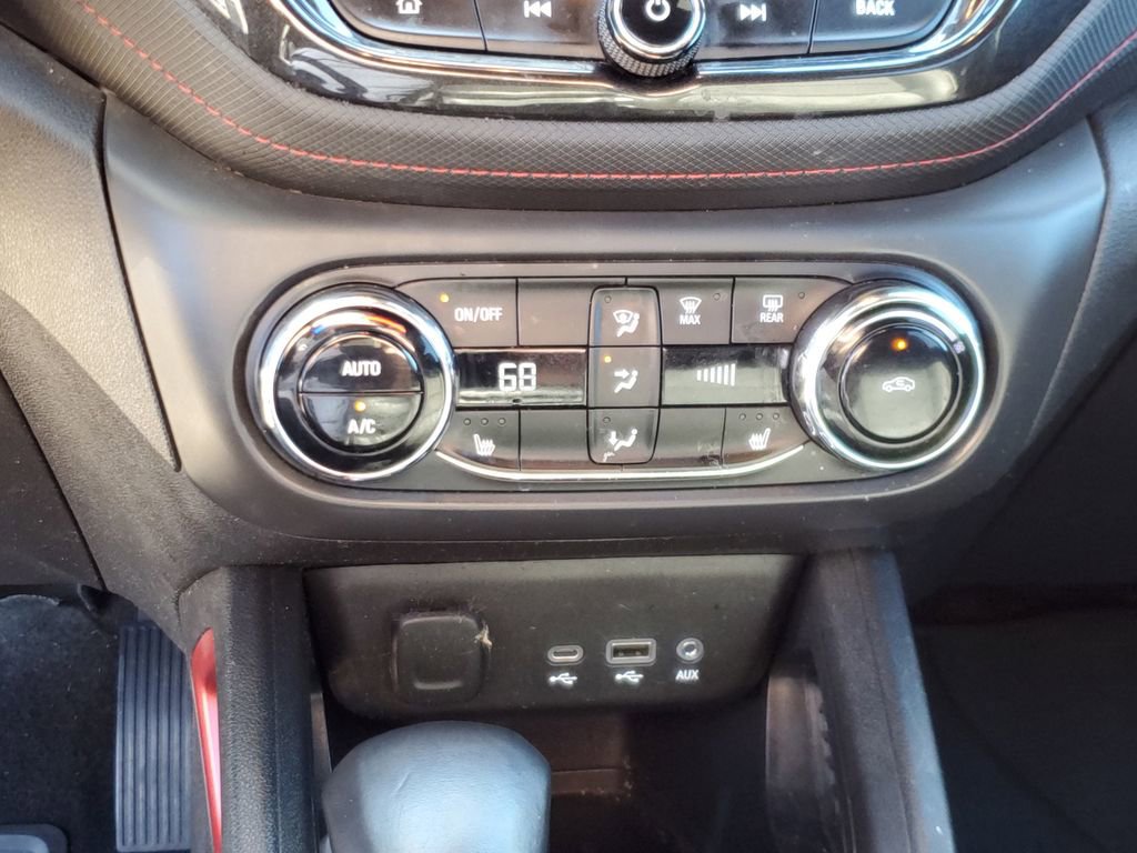 Used 2023 Chevrolet TrailBlazer RS w/ Convenience Package image 25