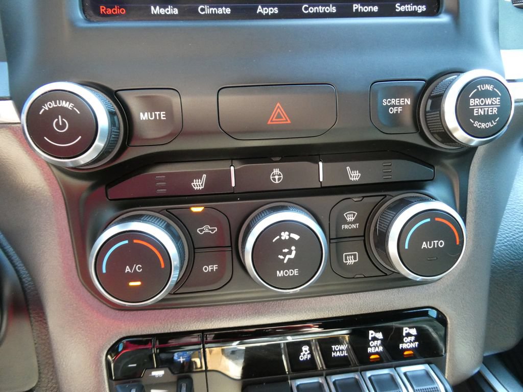 Used 2021 RAM 1500 Big Horn AWD/4WD image 29