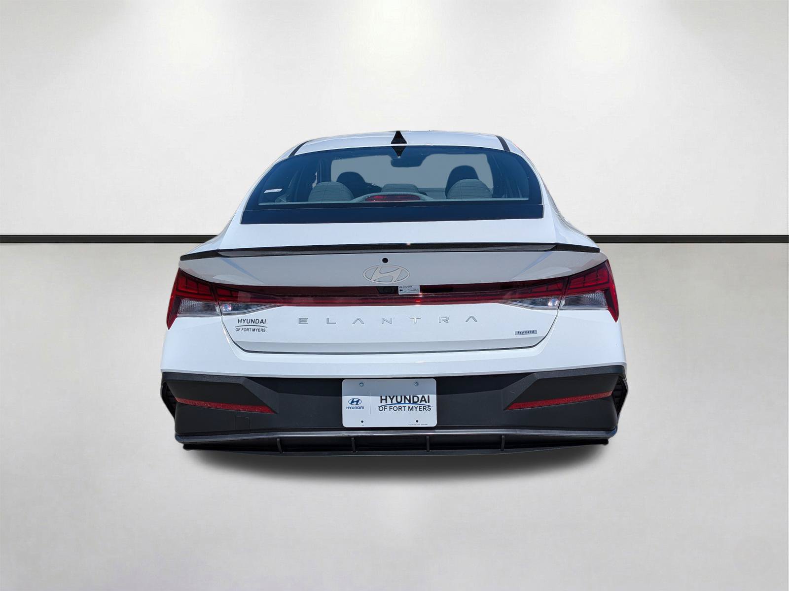 Used 2025 Hyundai Elantra SEL FWD image 5