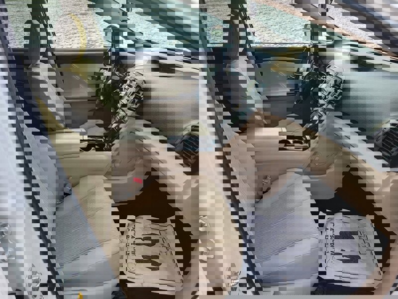 Used 2010 Toyota Venza image 19