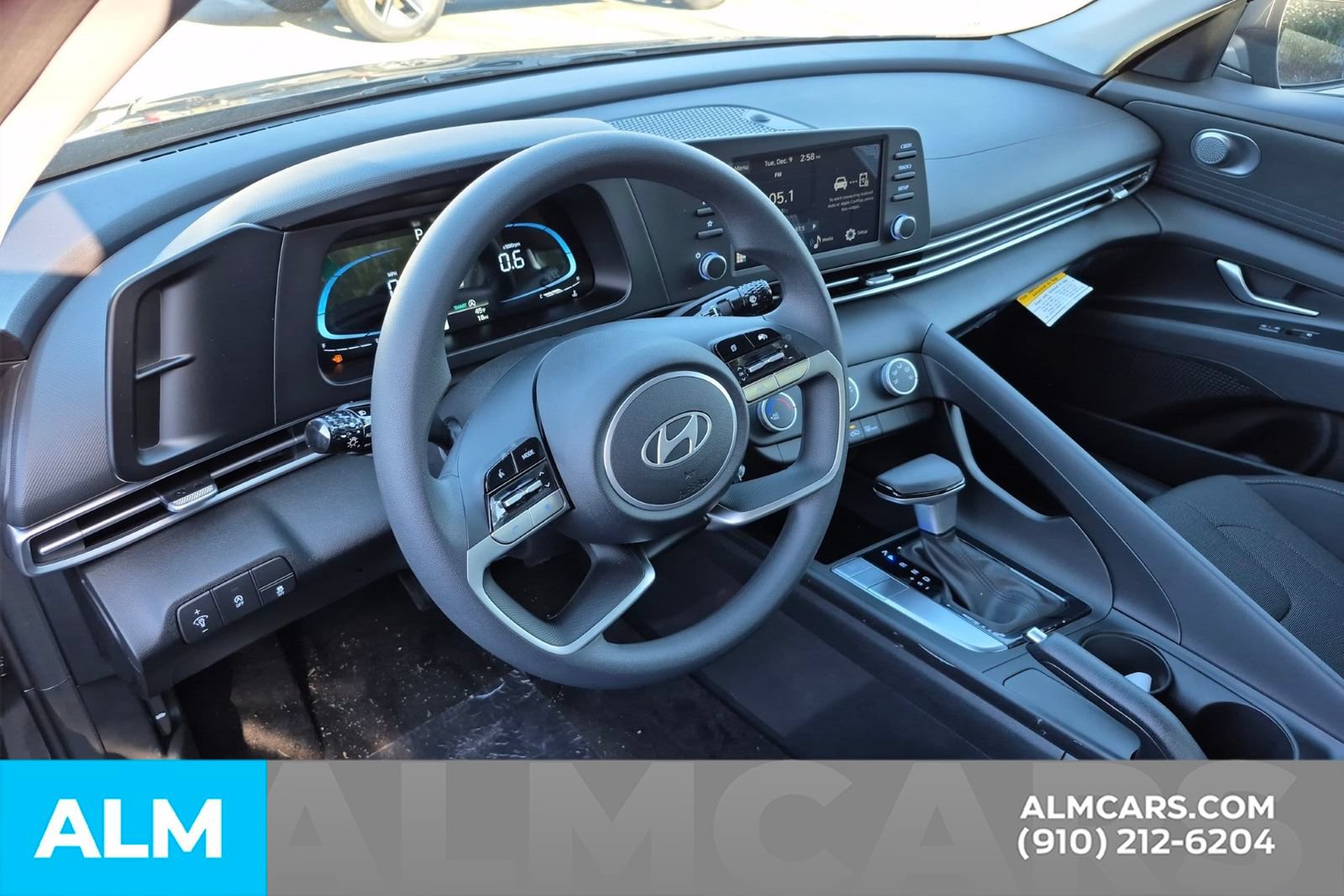 Certified 2026 Hyundai Elantra SE FWD image 14