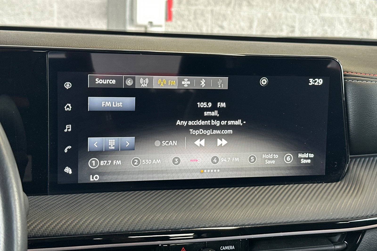 Used 2025 Nissan Kicks SR image 17