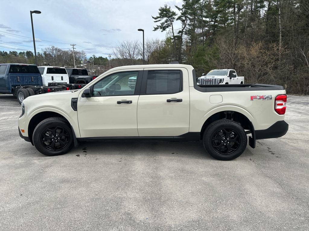 Used 2025 Ford Maverick XLT w/ XLT Luxury Package AWD/4WD image 2