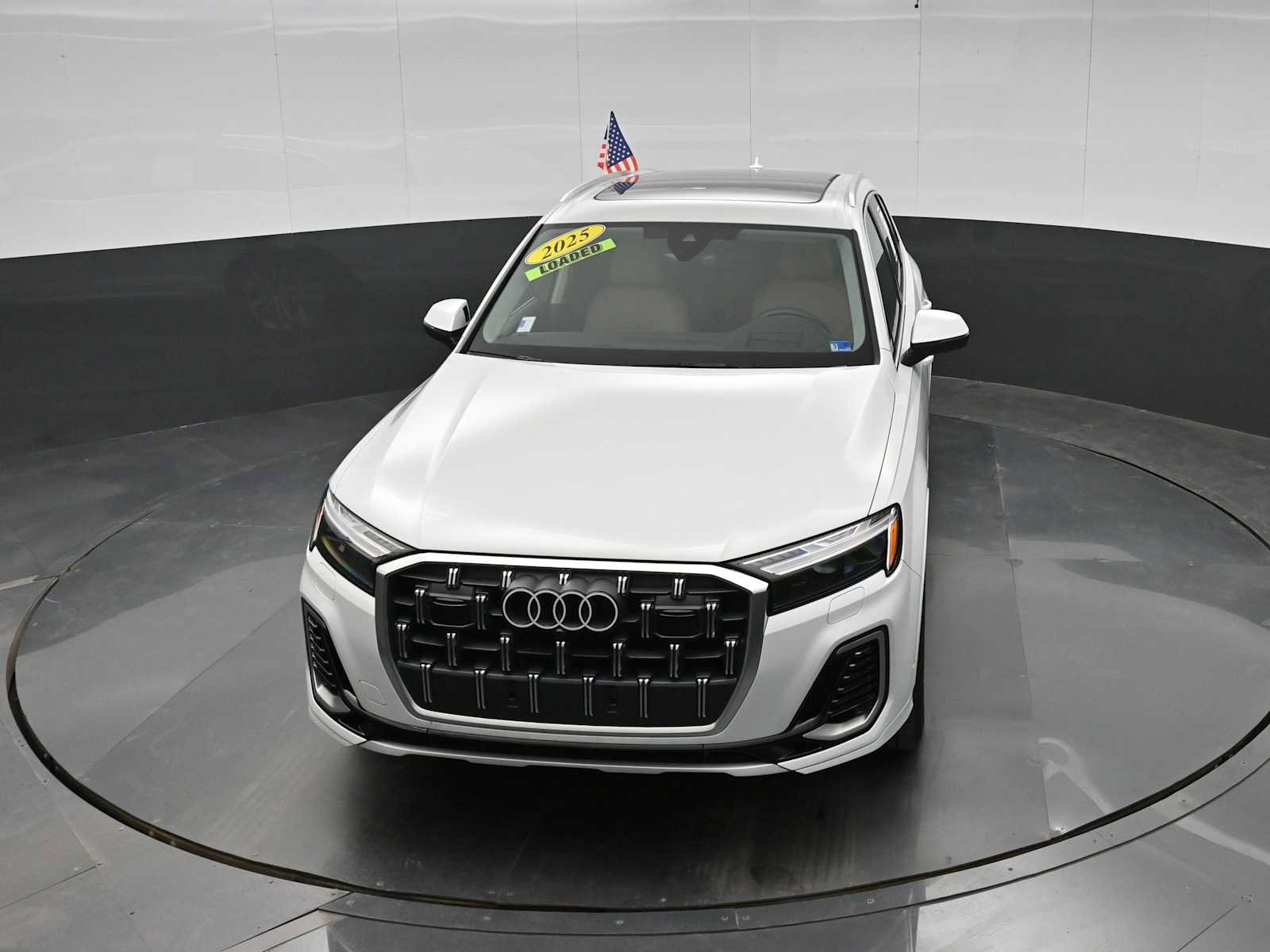 Used 2025 Audi Q7 3.0T Prestige w/ Prestige Package AWD/4WD image 24