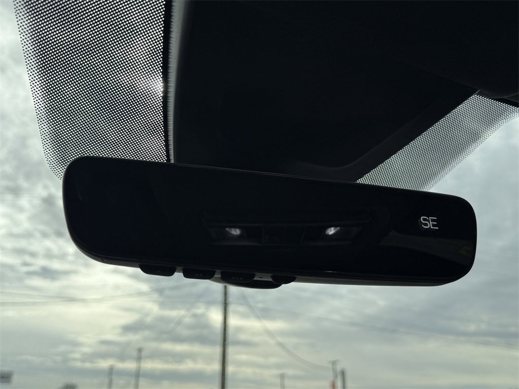 New 2026 Volkswagen Atlas Cross Sport SEL Premium R-Line image 22