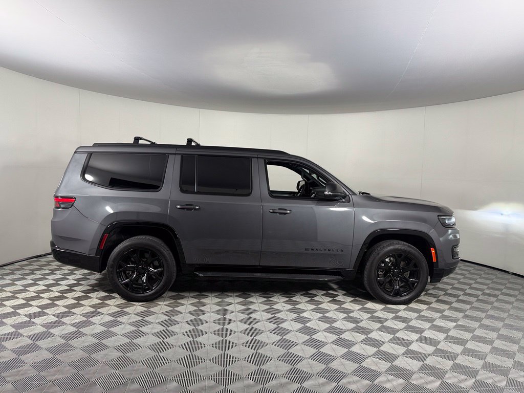 Used 2023 Jeep Wagoneer Series II AWD/4WD image 6