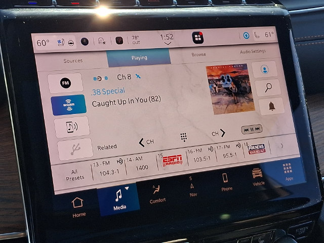 Used 2023 Jeep Grand Cherokee Summit w/ Luxury Tech Group V AWD/4WD image 13