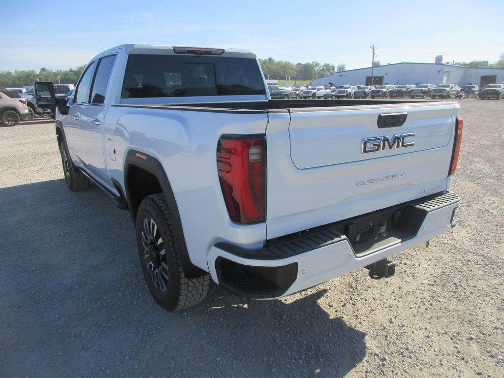 New 2026 GMC Sierra 2500 Denali Ultimate AWD/4WD image 9