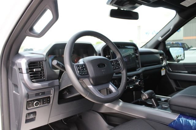 New 2026 Ford F150 XLT w/ Equipment Group 302A MID AWD/4WD image 2