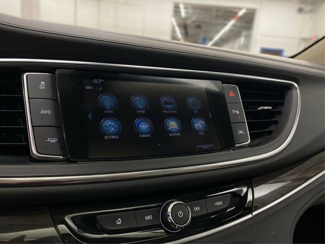 Used 2018 Buick Enclave Premium w/ Trailering Package AWD/4WD image 30