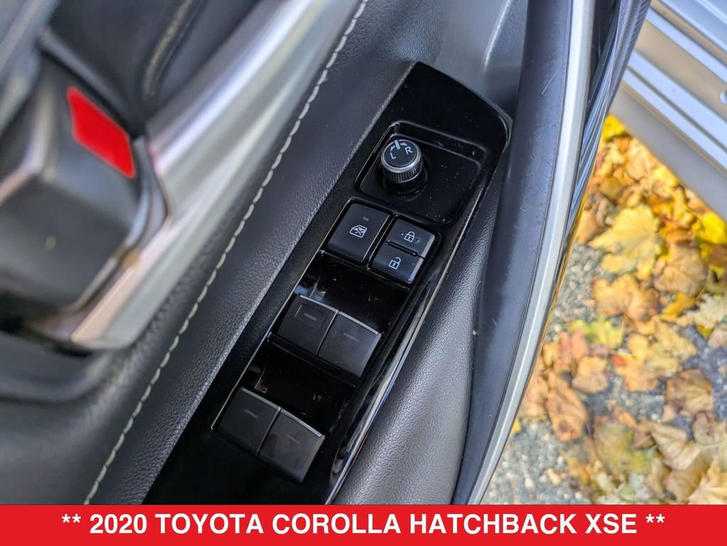 Used 2020 Toyota Corolla XSE image 13