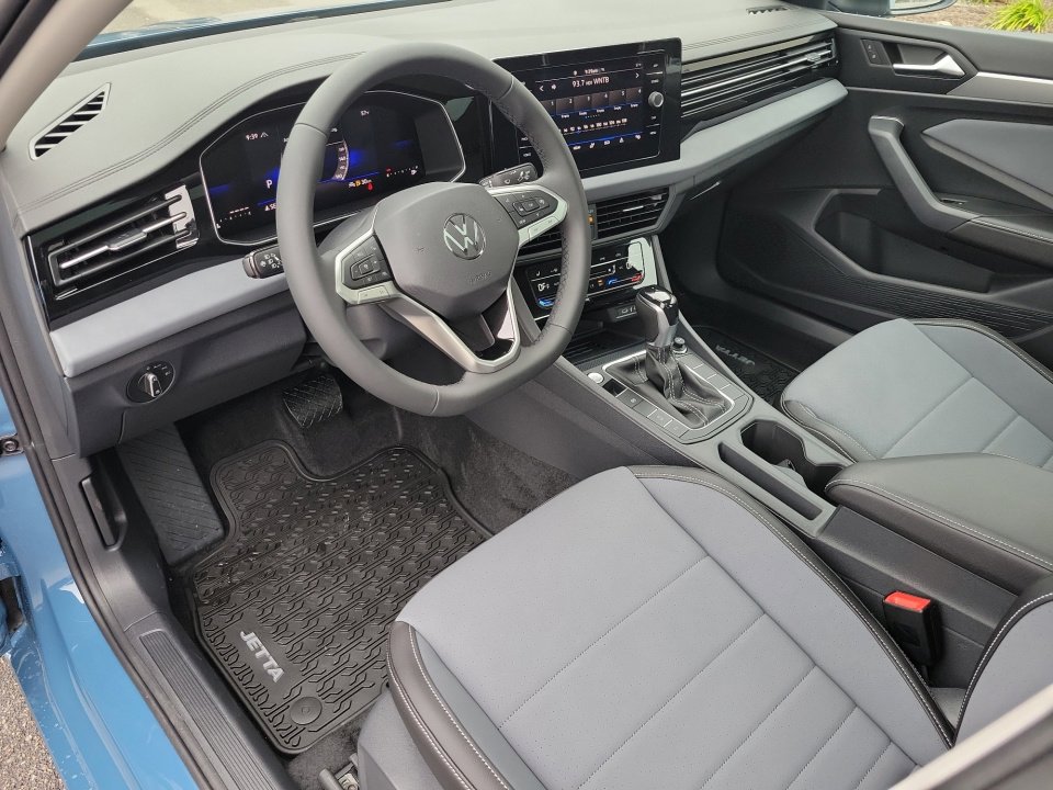 New 2026 Volkswagen Jetta SE image 30