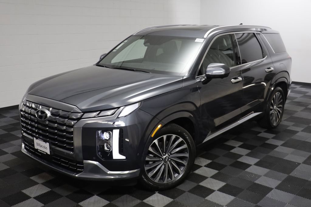 Used 2025 Hyundai Palisade Calligraphy image 2