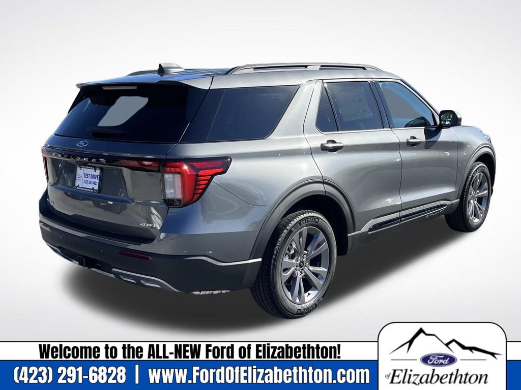 New 2026 Ford Explorer Active image 3
