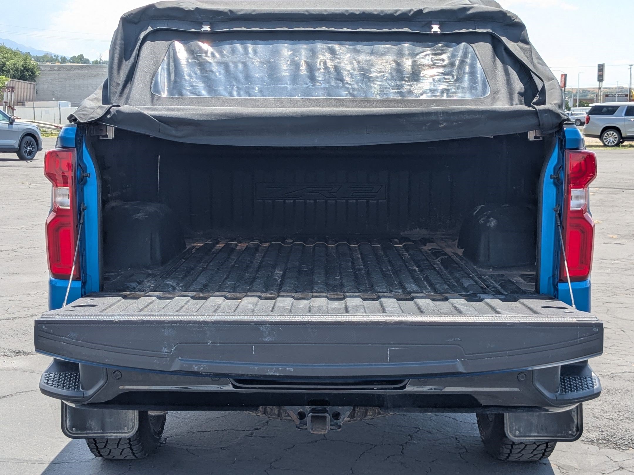 Used 2023 Chevrolet Silverado 1500 ZR2 w/ Technology Package AWD/4WD image 37
