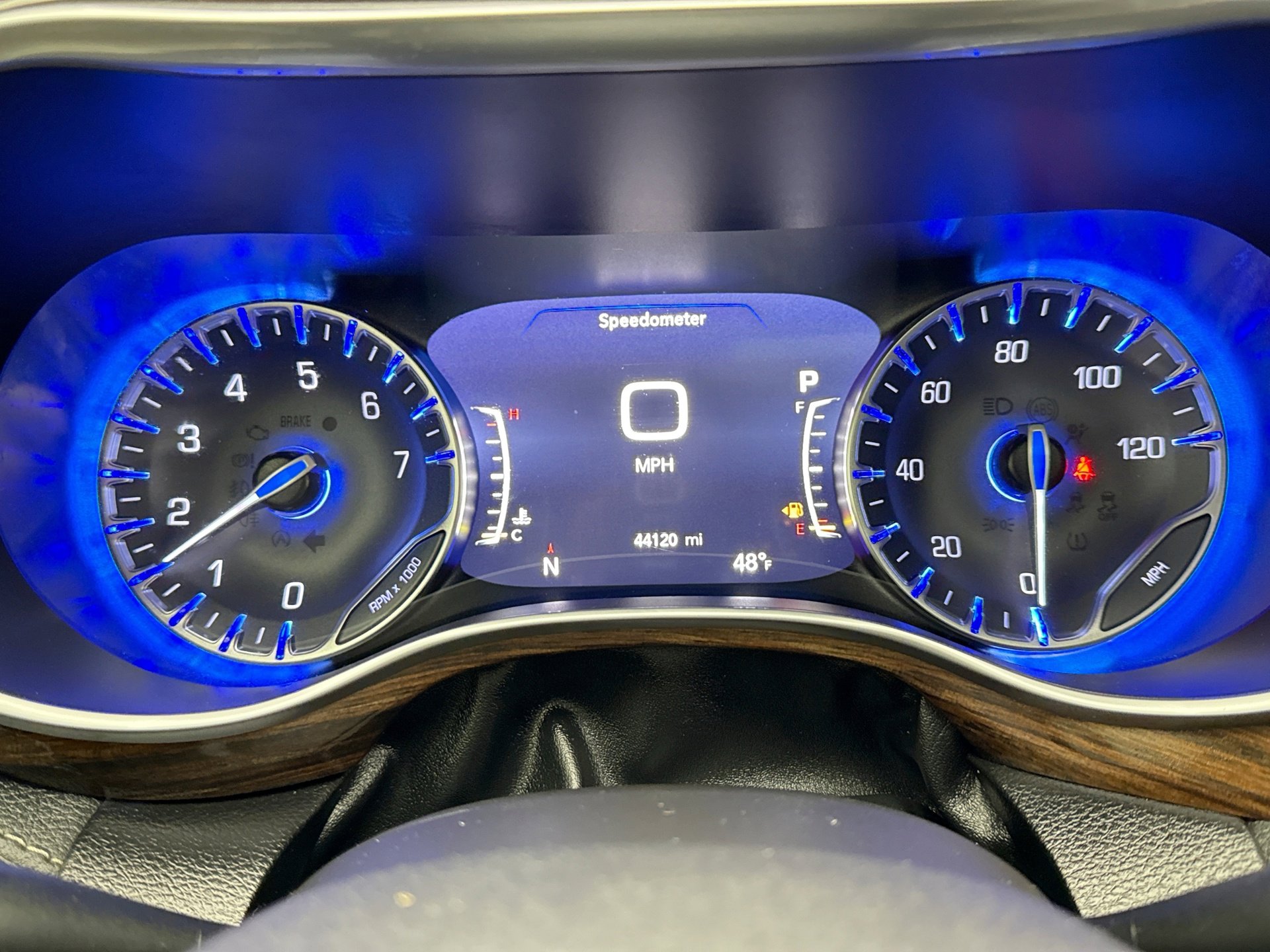 Used 2022 Chrysler Pacifica Limited image 9