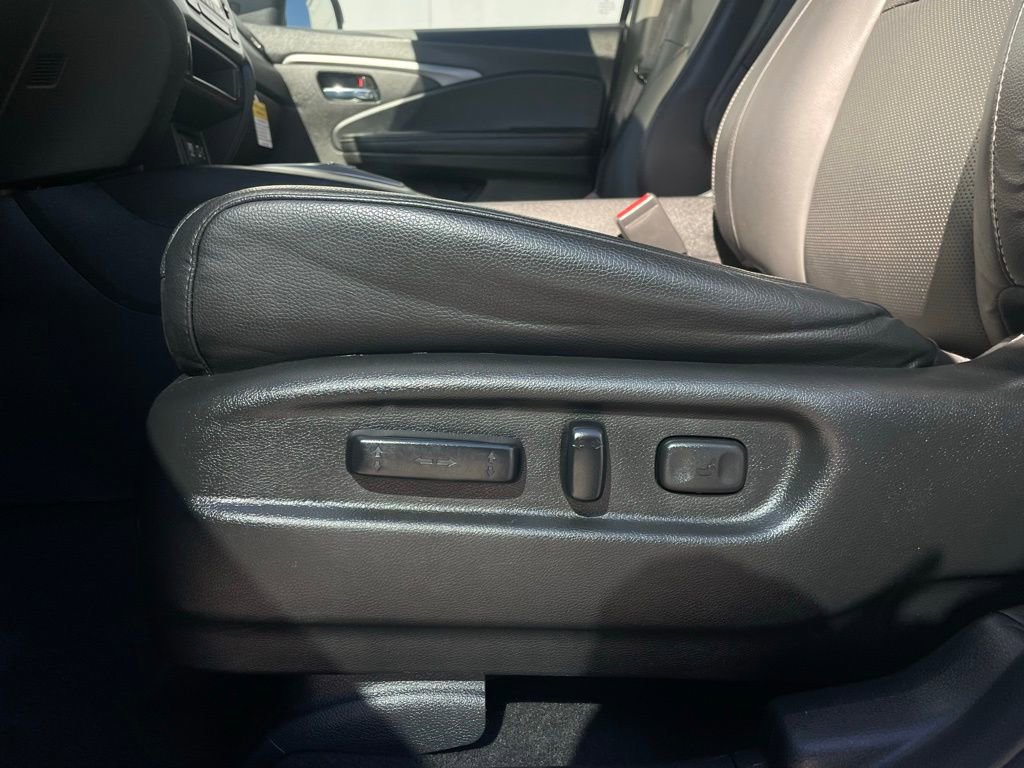 Certified 2022 Honda Ridgeline RTL-E image 24
