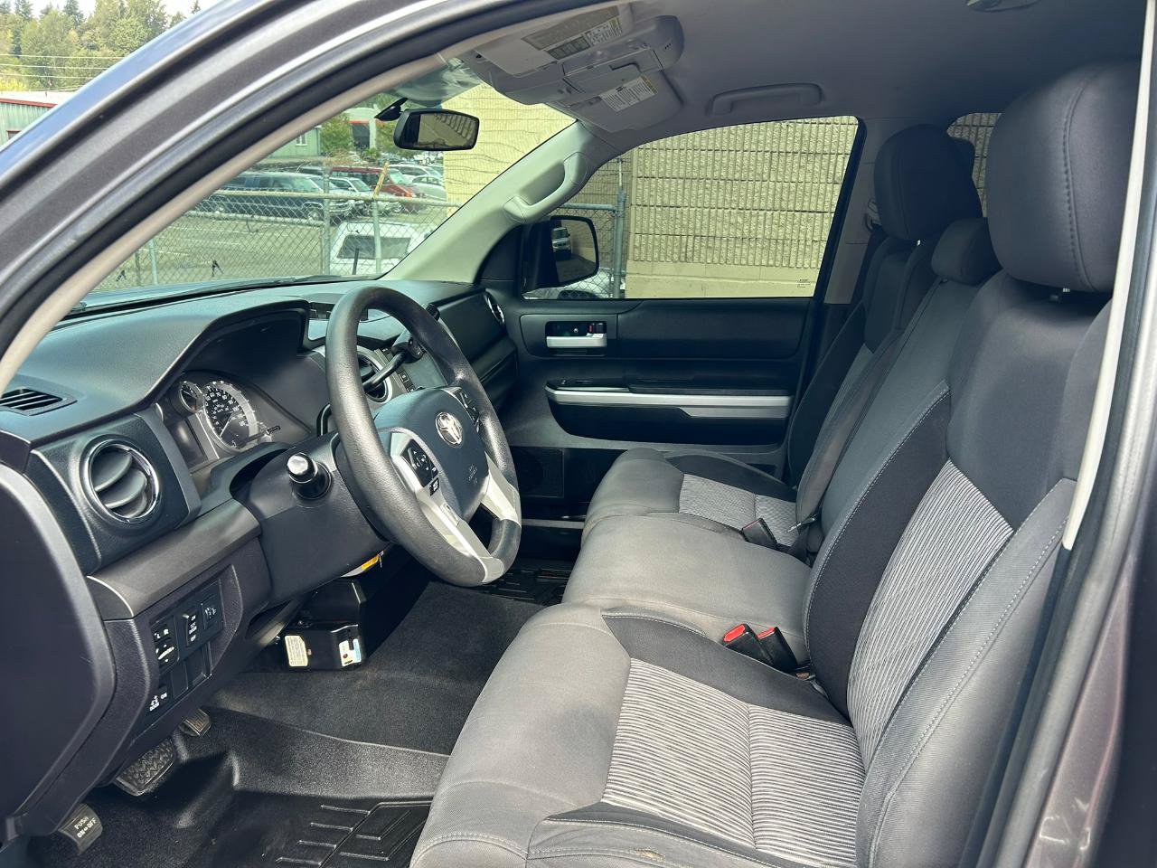 Used 2014 Toyota Tundra SR5 AWD/4WD image 12
