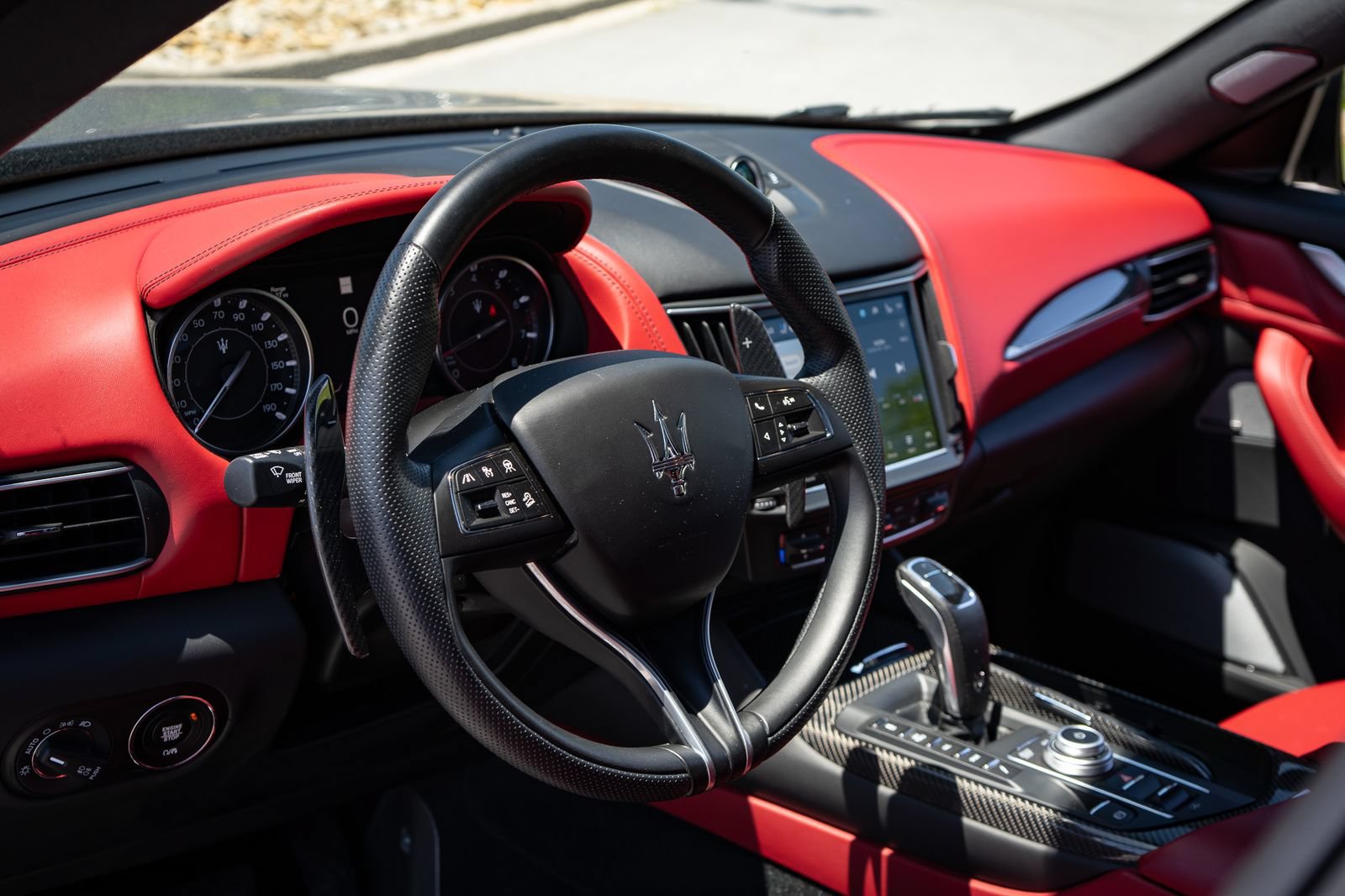 Used 2022 Maserati Levante Modena AWD/4WD image 24