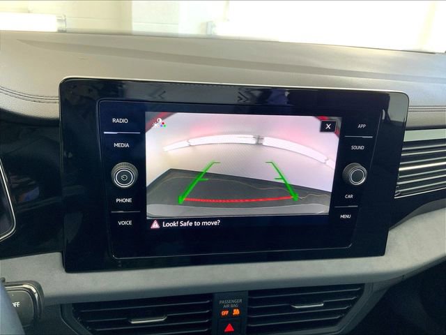 Used 2025 Volkswagen Jetta SE image 21