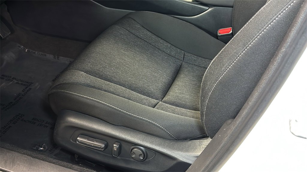 Used 2023 Honda Accord EX image 25