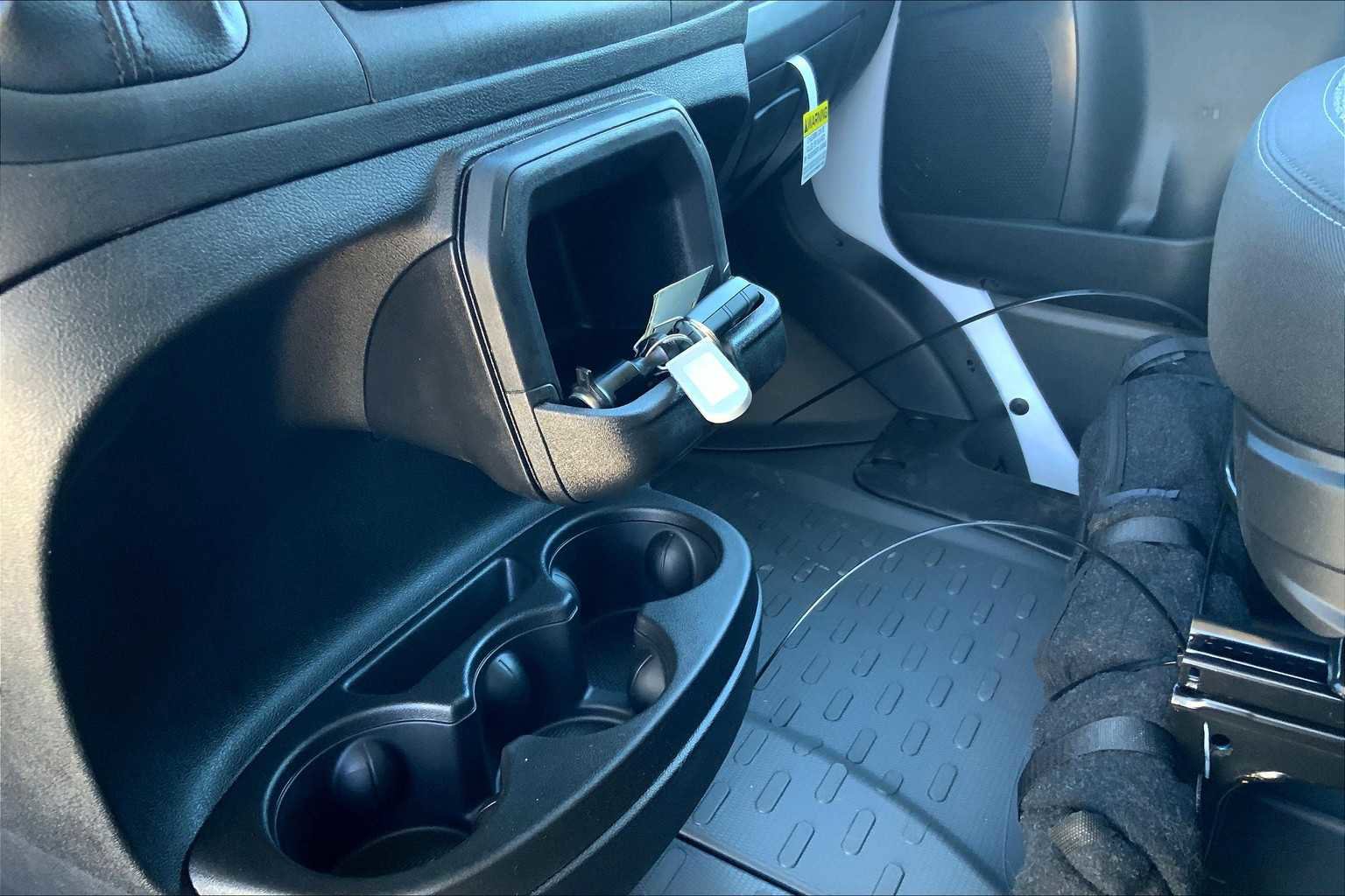 New 2026 RAM ProMaster 2500 w/ Safety Group FWD image 7