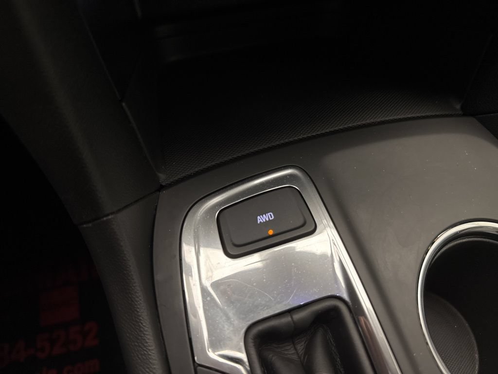 Used 2023 Chevrolet Equinox LS AWD/4WD image 29