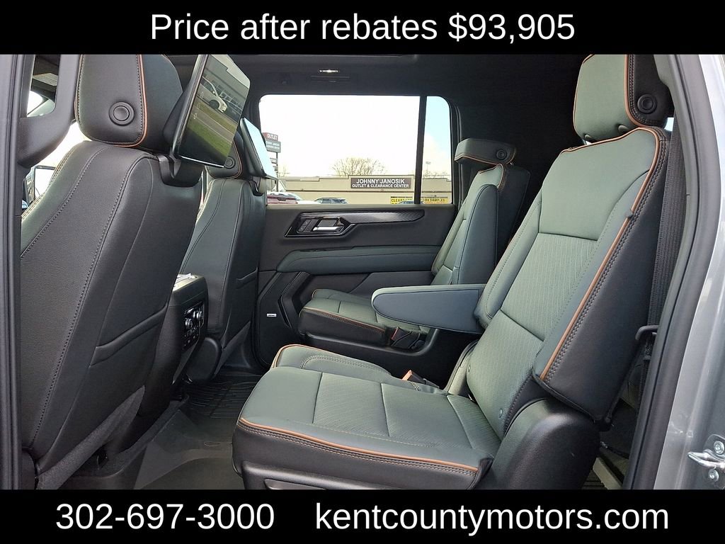 New 2026 GMC Yukon XL AT4 w/ AT4 Premium Plus Package image 8