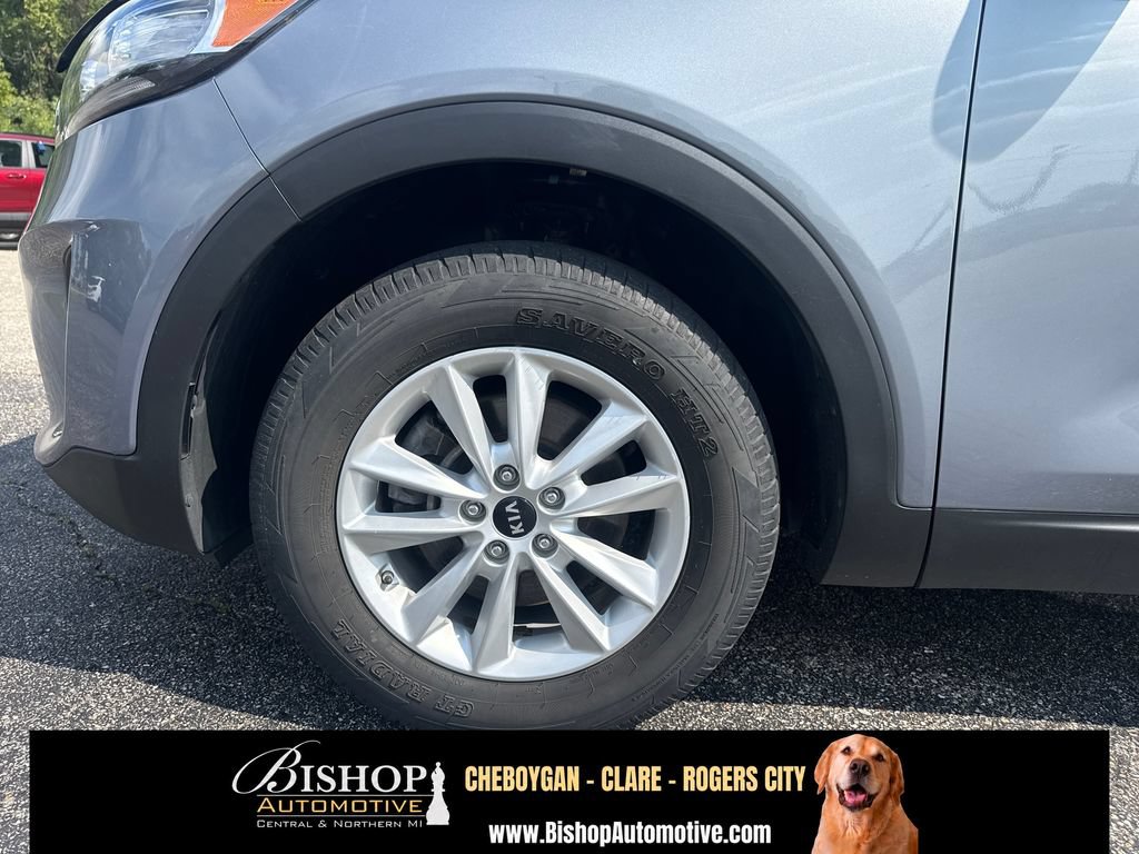 Used 2020 Kia Sorento LX FWD image 17
