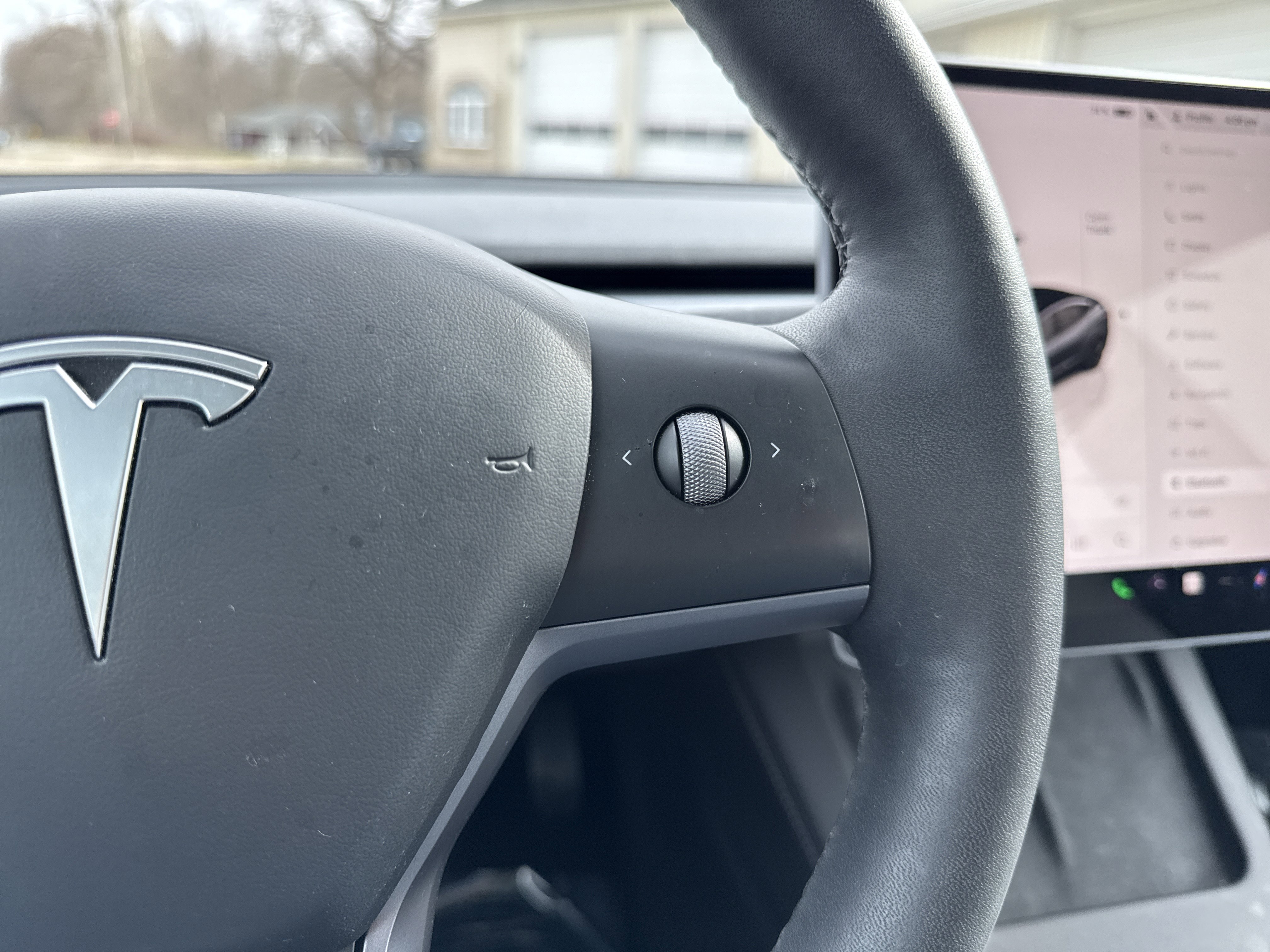 Used 2023 Tesla Model 3 Standard Range image 27