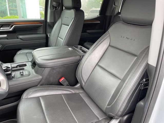 Used 2025 GMC Sierra 1500 Denali w/ Denali Reserve Package AWD/4WD image 12