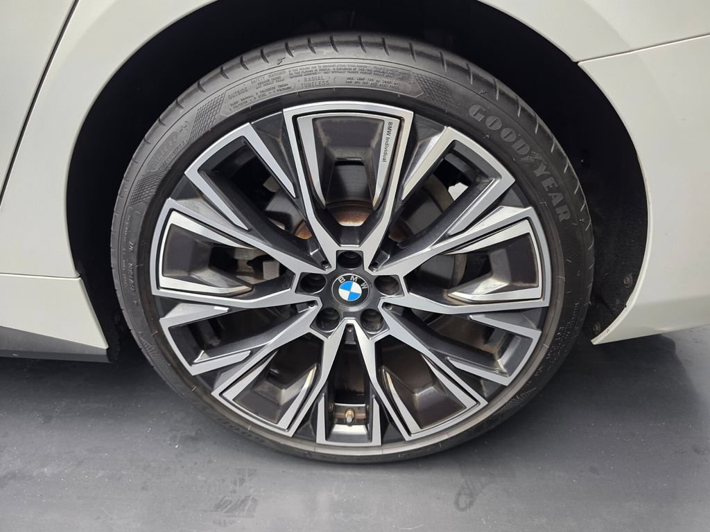 Used 2023 BMW 430i Gran Coupe w/ M Sport Package RWD image 17