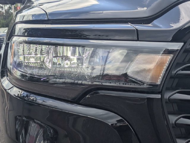New 2026 RAM 1500 Laramie w/ Night Edition AWD/4WD image 11