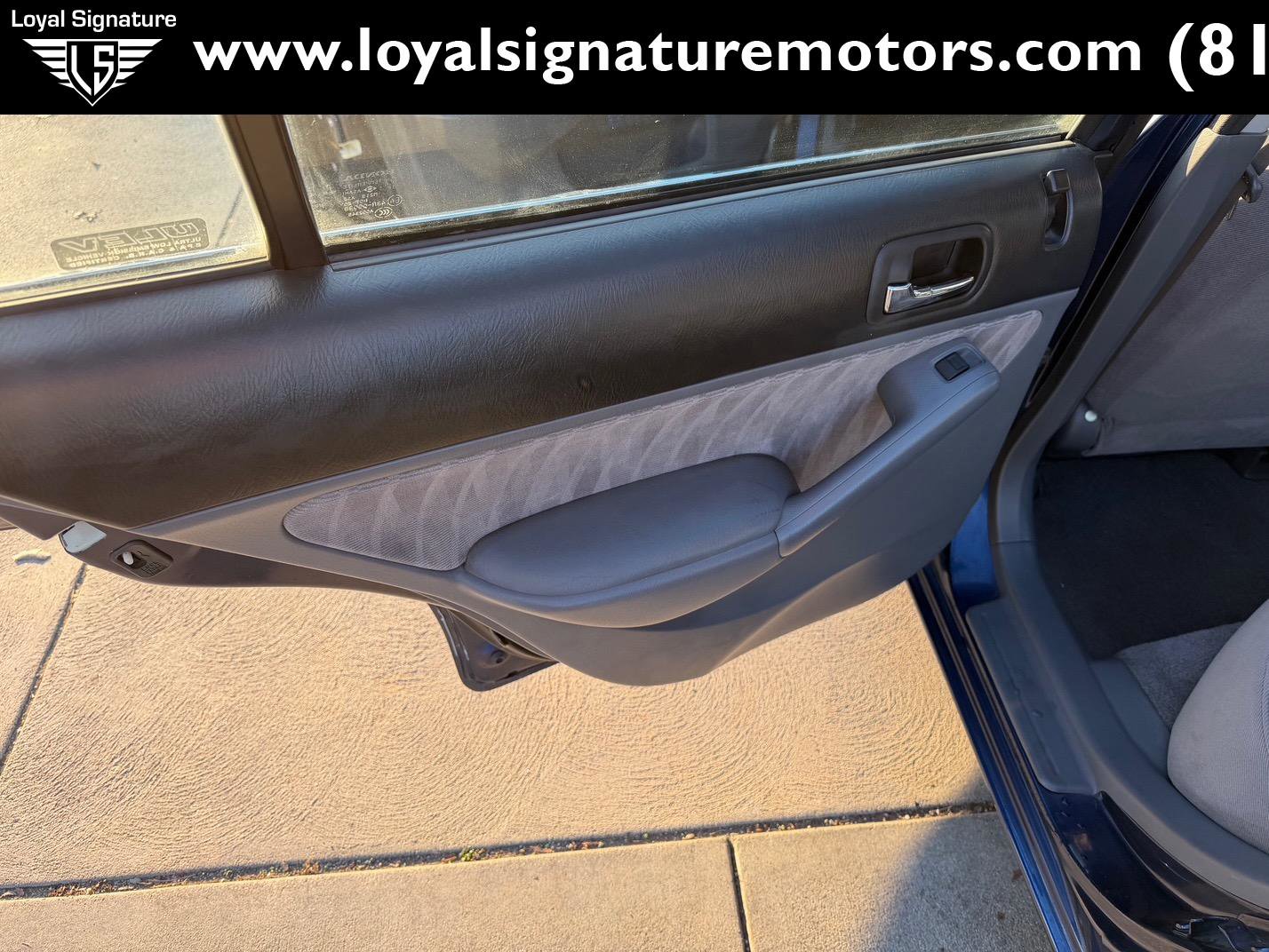 Used 2004 Honda Civic LX image 10