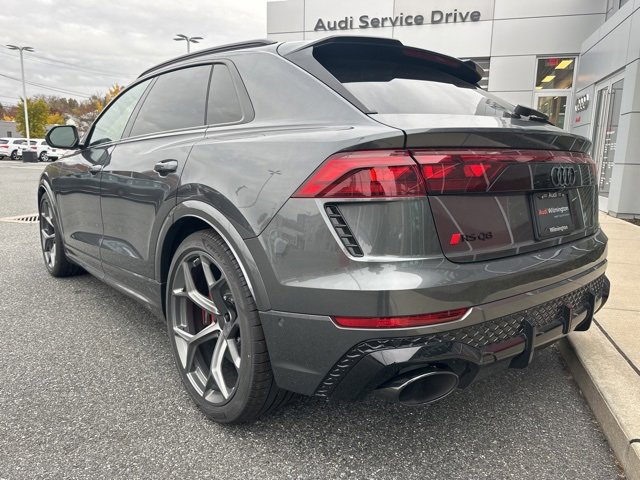 New 2026 Audi RS Q8 performance image 3