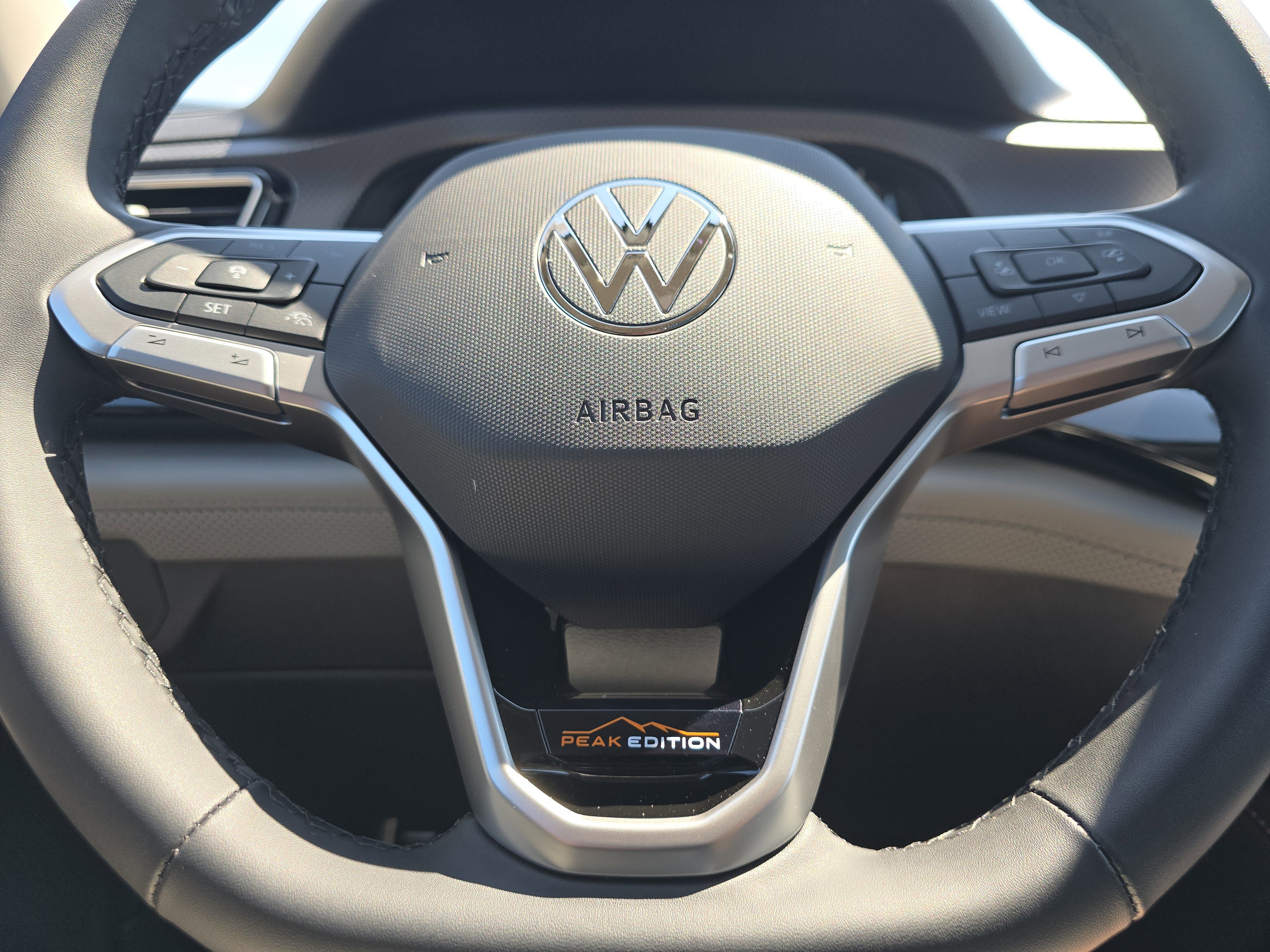 New 2025 Volkswagen Atlas Peak Edition SE image 22