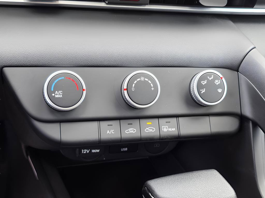 New 2026 Hyundai Elantra SE FWD image 20