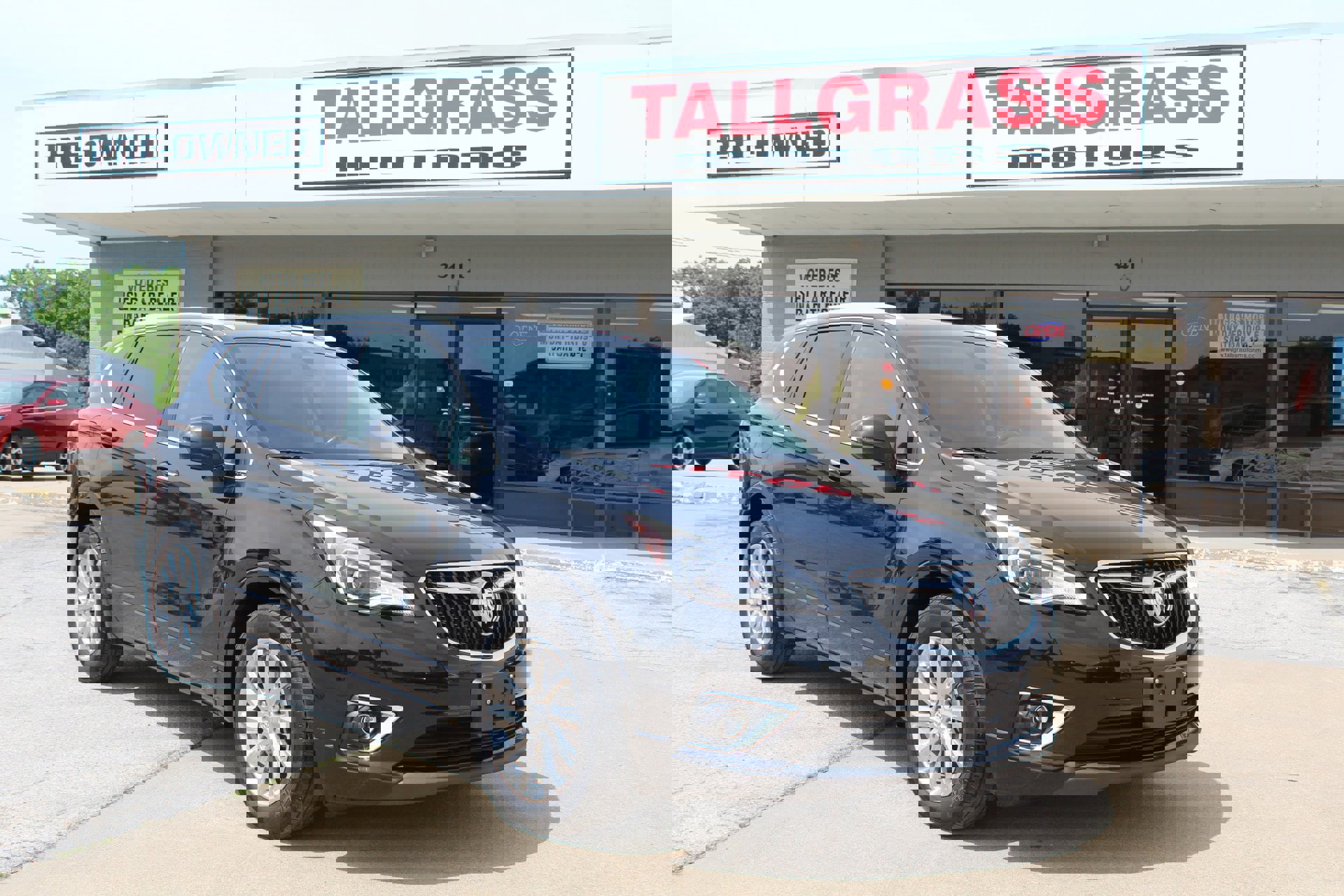 Used 2020 Buick Envision Essence image 1