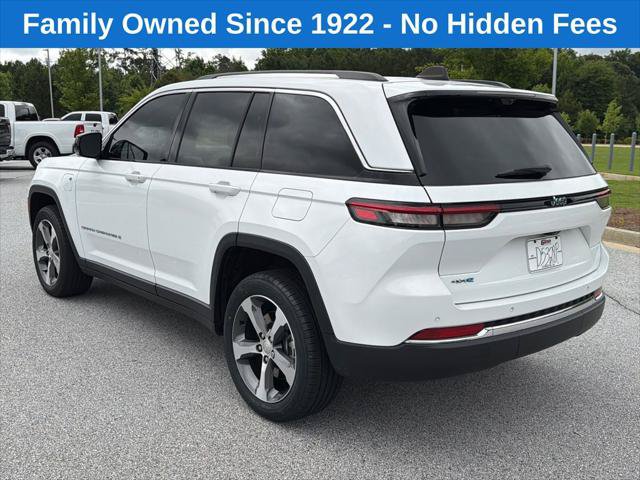 Certified 2022 Jeep Grand Cherokee Limited 4xe w/ Luxury Tech Group II AWD/4WD image 5