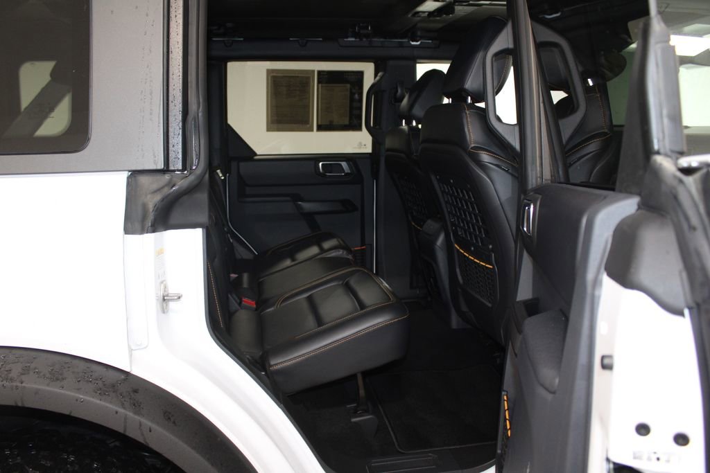 Used 2024 Ford Bronco Badlands image 34