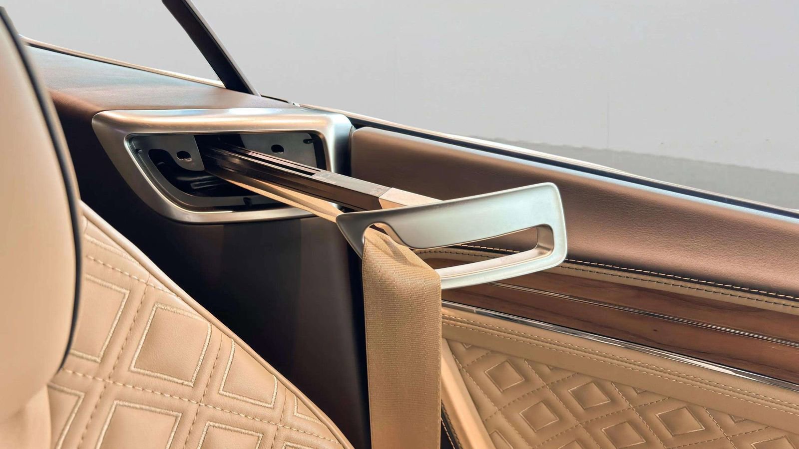 Used 2020 Bentley Continental GT V8 image 20