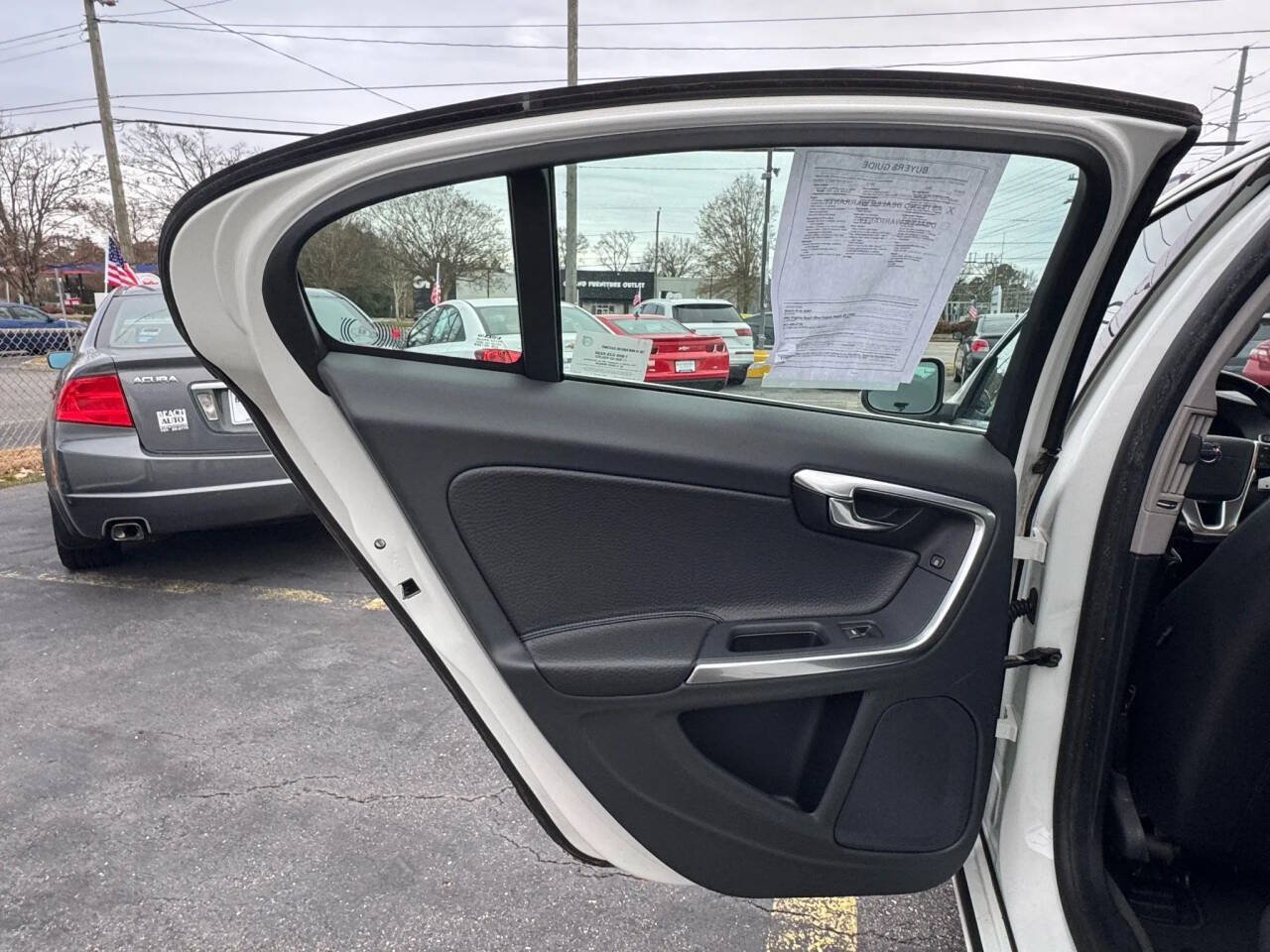 Used 2012 Volvo S60 T5 w/ Multimedia Pkg FWD image 12